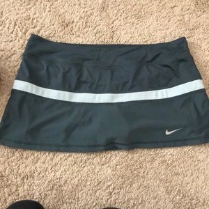 Nike Dri-Fit golf/tennis skirt